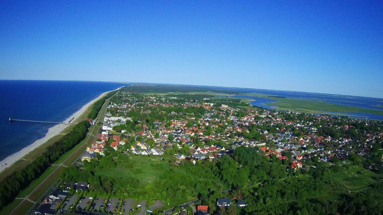 Haus Nadine Appartement Zingst Buitenkant foto